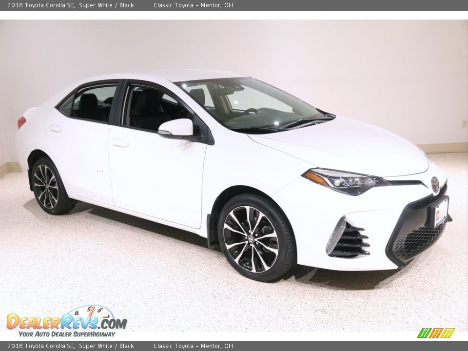 2018 Toyota Corolla SE Super White / Black Photo #1
