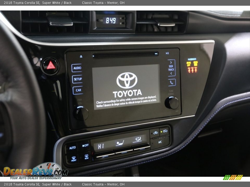 2018 Toyota Corolla SE Super White / Black Photo #9