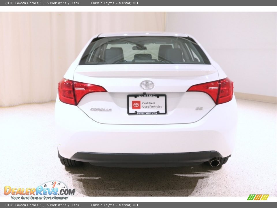 2018 Toyota Corolla SE Super White / Black Photo #18
