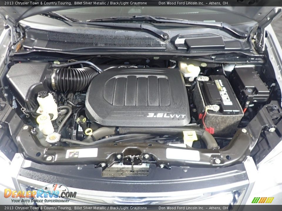 2013 Chrysler Town & Country Touring Billet Silver Metallic / Black/Light Graystone Photo #8