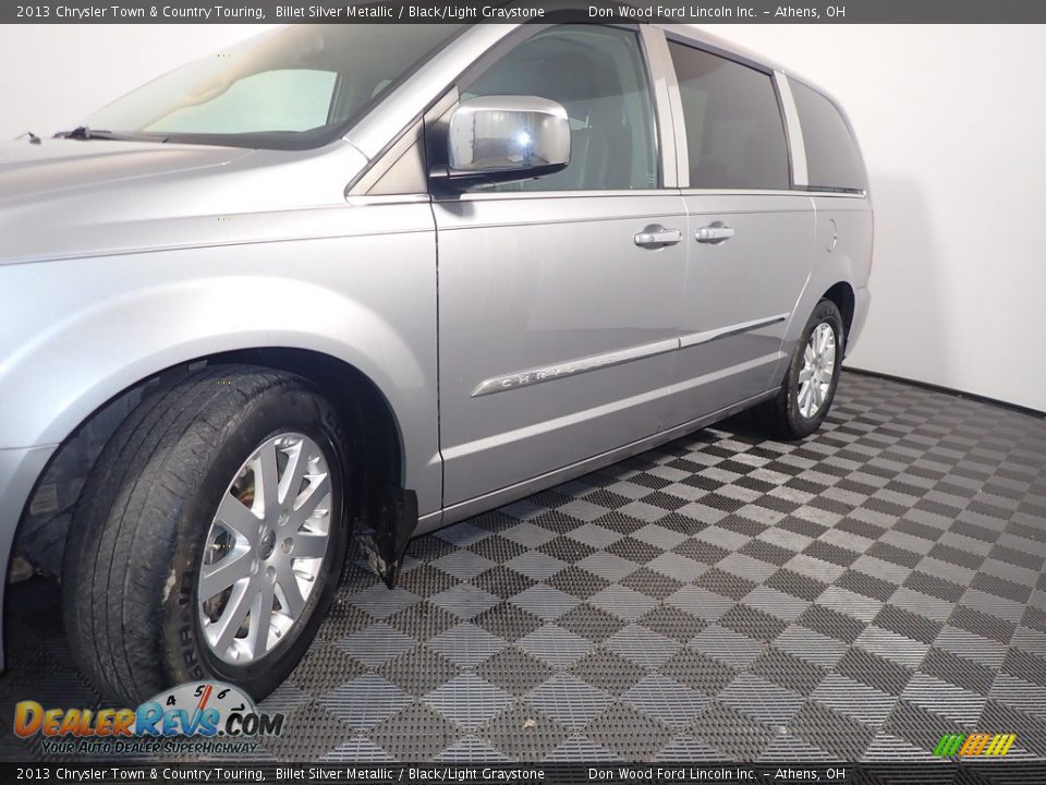 2013 Chrysler Town & Country Touring Billet Silver Metallic / Black/Light Graystone Photo #11