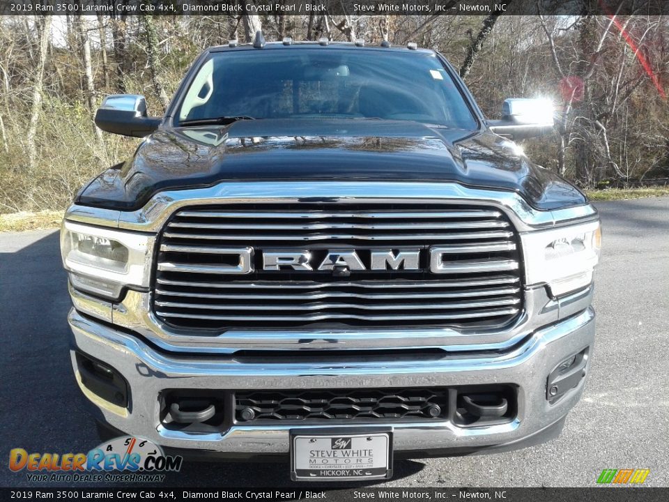 2019 Ram 3500 Laramie Crew Cab 4x4 Diamond Black Crystal Pearl / Black Photo #3