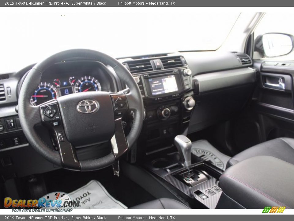 2019 Toyota 4Runner TRD Pro 4x4 Super White / Black Photo #19