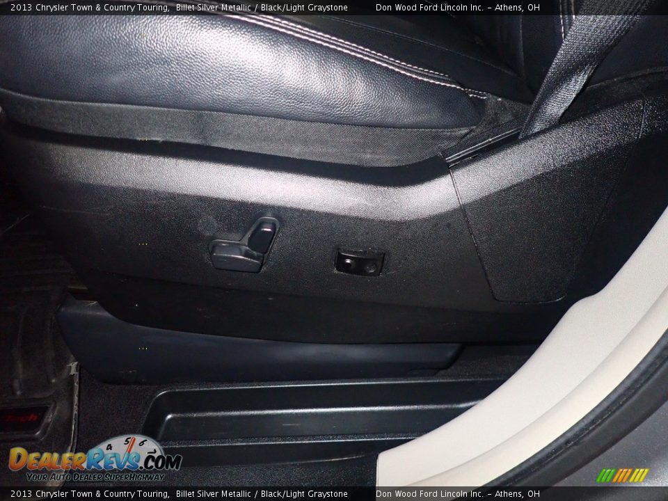 2013 Chrysler Town & Country Touring Billet Silver Metallic / Black/Light Graystone Photo #25