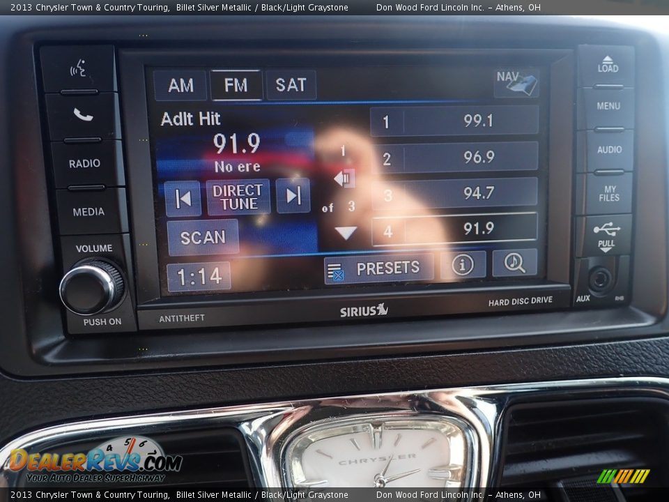 2013 Chrysler Town & Country Touring Billet Silver Metallic / Black/Light Graystone Photo #28