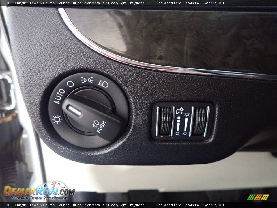 2013 Chrysler Town & Country Touring Billet Silver Metallic / Black/Light Graystone Photo #33