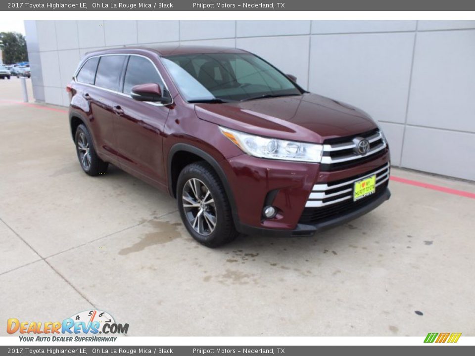 2017 Toyota Highlander LE Oh La La Rouge Mica / Black Photo #2