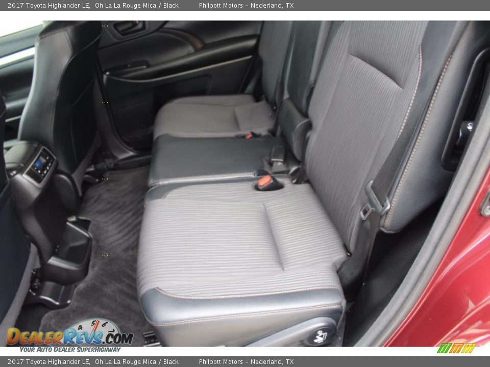 Rear Seat of 2017 Toyota Highlander LE Photo #19