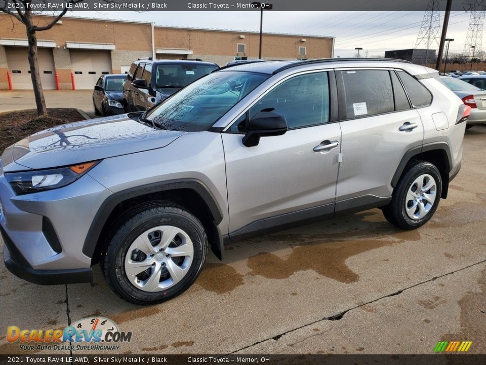 2021 Toyota RAV4 LE AWD Silver Sky Metallic / Black Photo #1