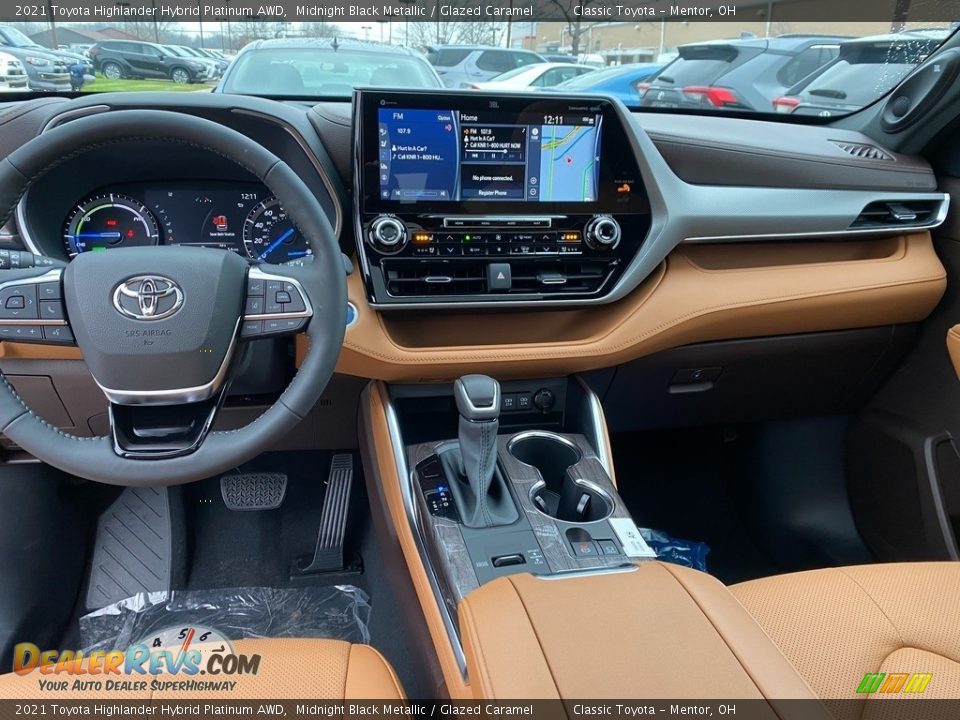 Glazed Caramel Interior - 2021 Toyota Highlander Hybrid Platinum AWD Photo #4