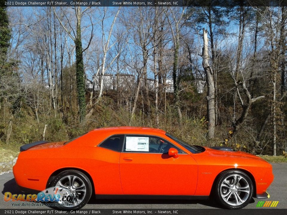 Go Mango 2021 Dodge Challenger R/T Shaker Photo #6