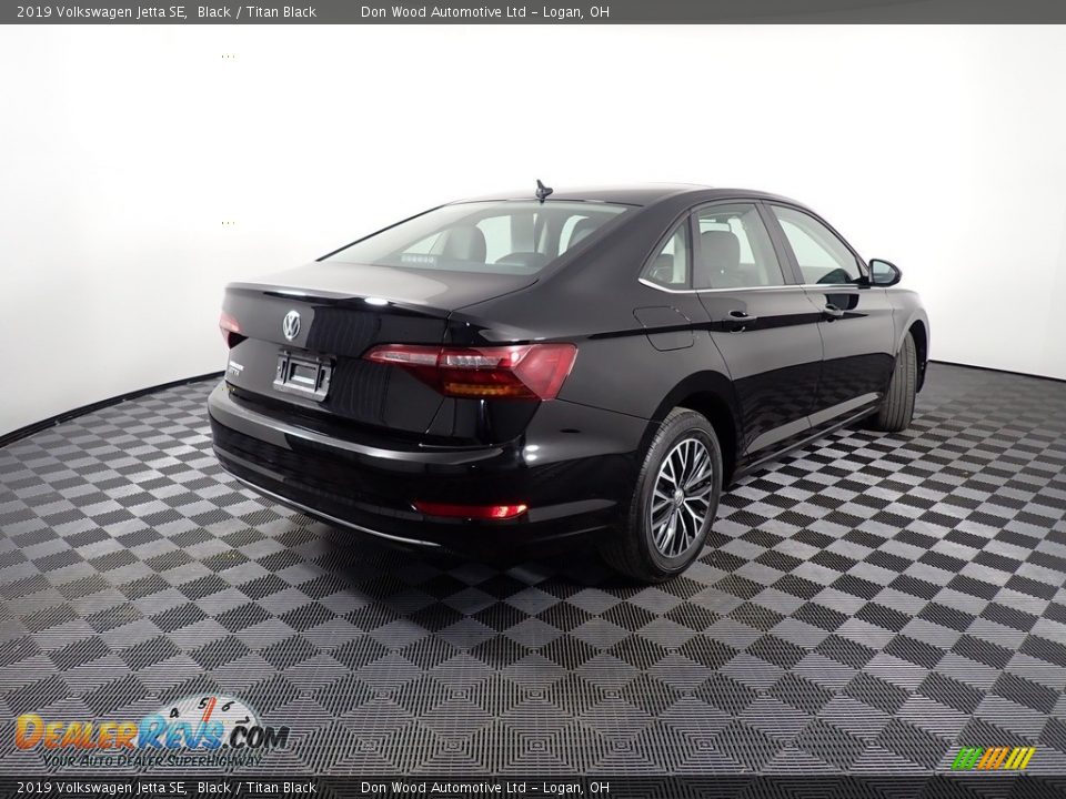 2019 Volkswagen Jetta SE Black / Titan Black Photo #16