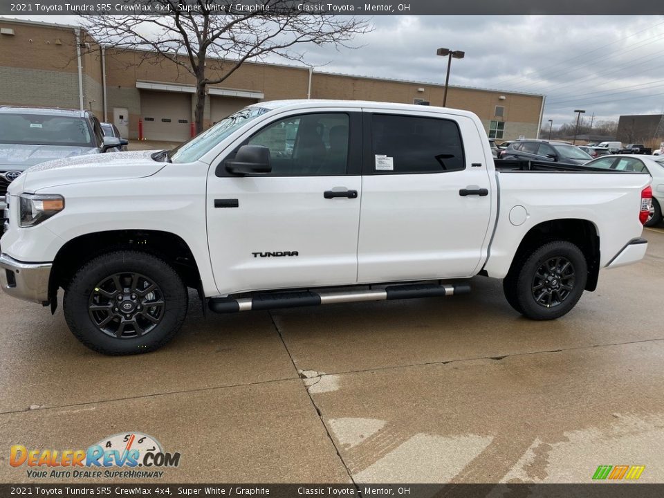 2021 Toyota Tundra SR5 CrewMax 4x4 Super White / Graphite Photo #1