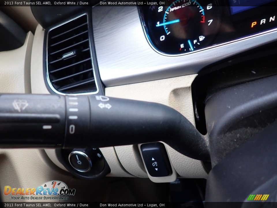 2013 Ford Taurus SEL AWD Oxford White / Dune Photo #22