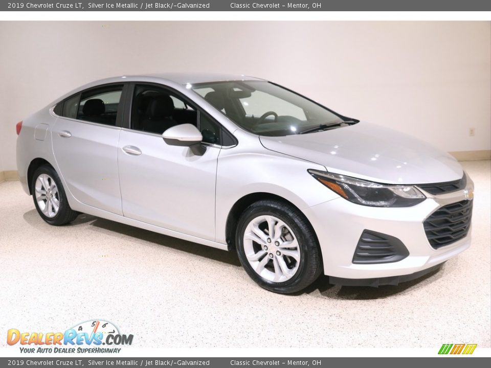 2019 Chevrolet Cruze LT Silver Ice Metallic / Jet Black/­Galvanized Photo #1