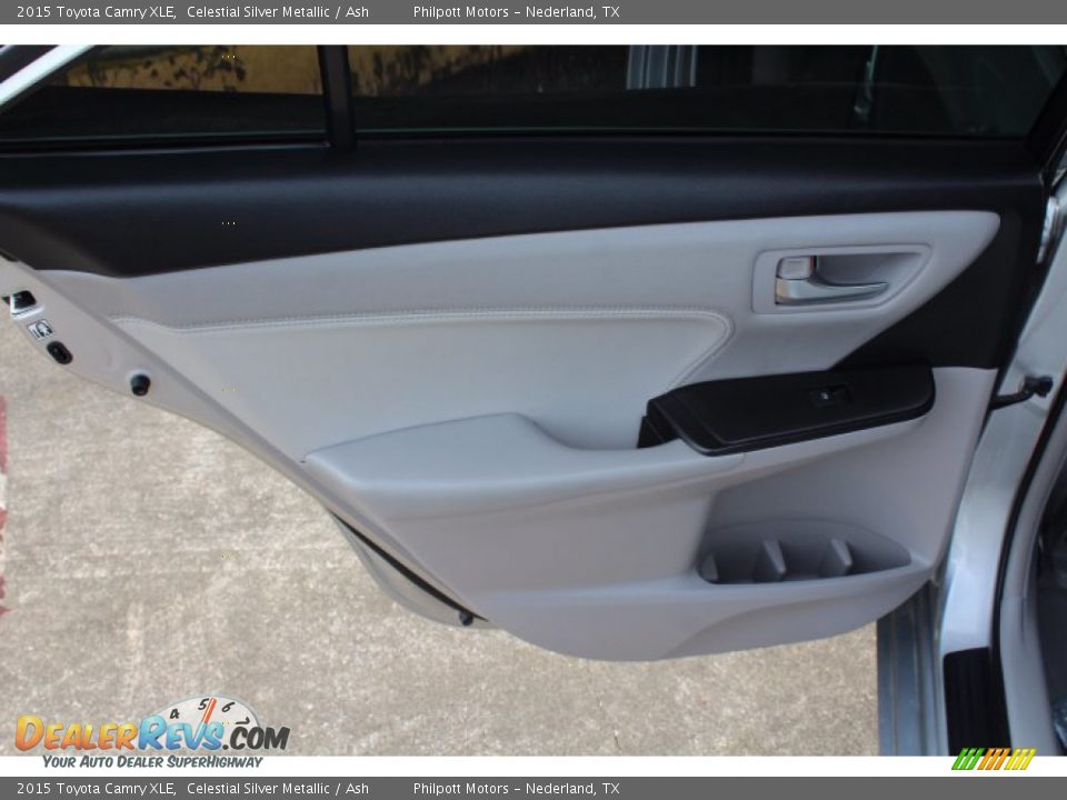 2015 Toyota Camry XLE Celestial Silver Metallic / Ash Photo #18