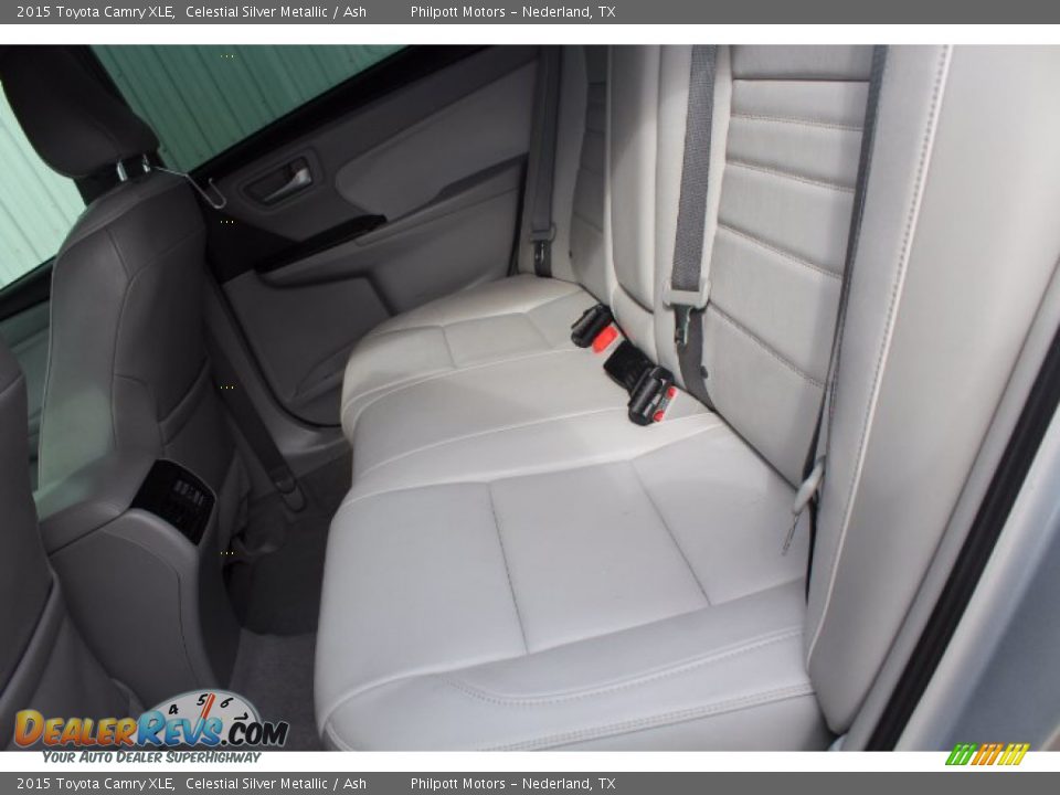2015 Toyota Camry XLE Celestial Silver Metallic / Ash Photo #19