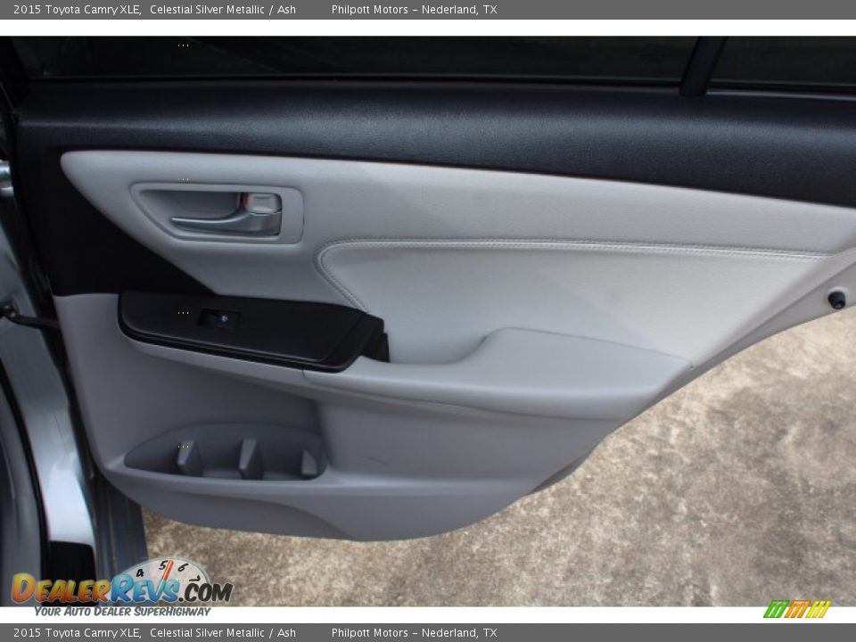 2015 Toyota Camry XLE Celestial Silver Metallic / Ash Photo #23