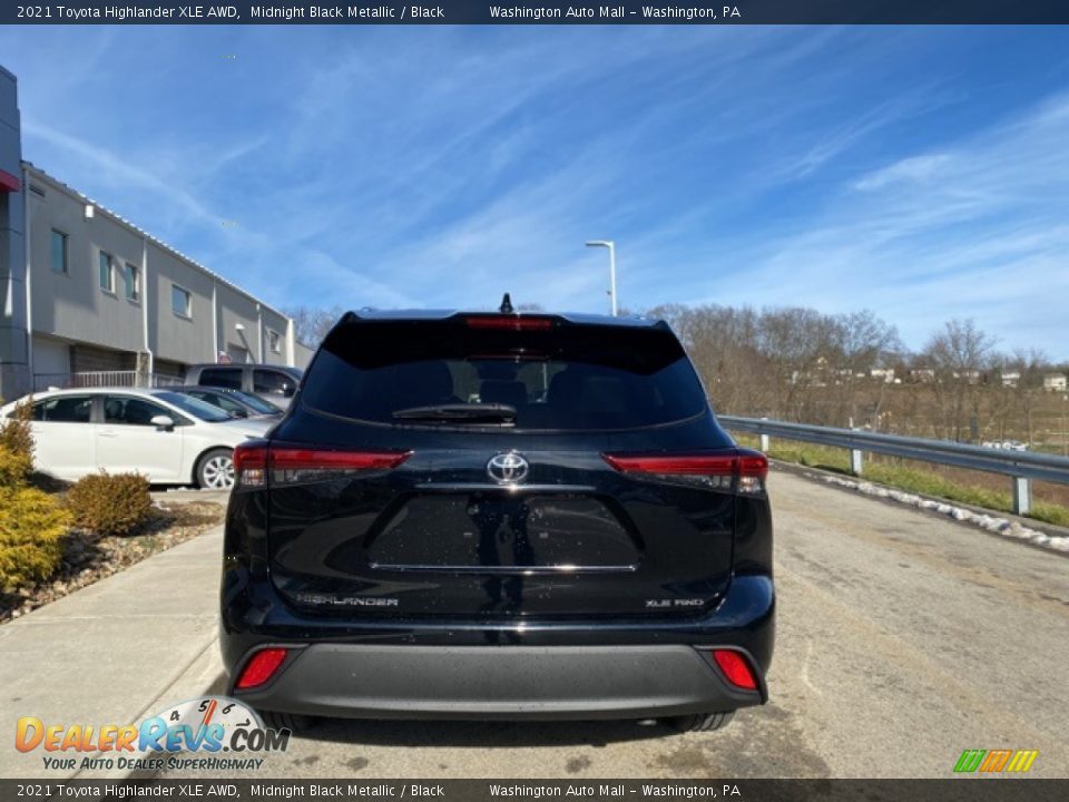 2021 Toyota Highlander XLE AWD Midnight Black Metallic / Black Photo #15