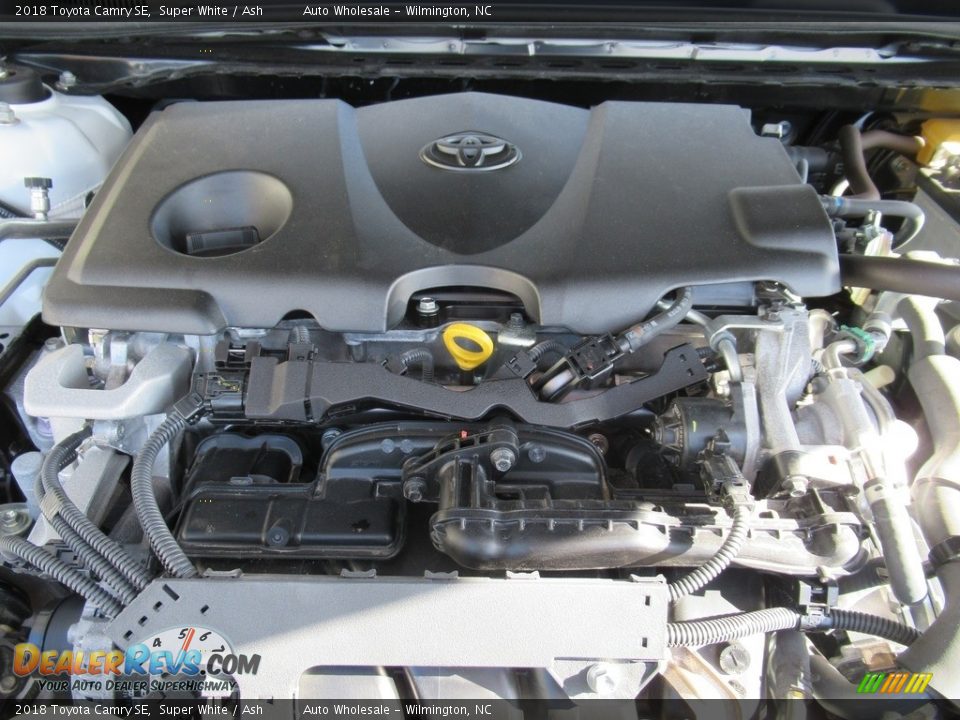 2018 Toyota Camry SE Super White / Ash Photo #6
