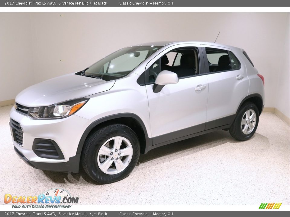 2017 Chevrolet Trax LS AWD Silver Ice Metallic / Jet Black Photo #3