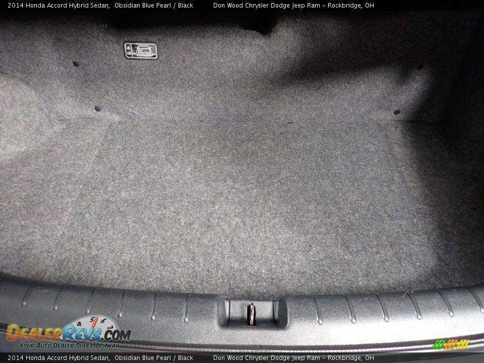 2014 Honda Accord Hybrid Sedan Trunk Photo #14