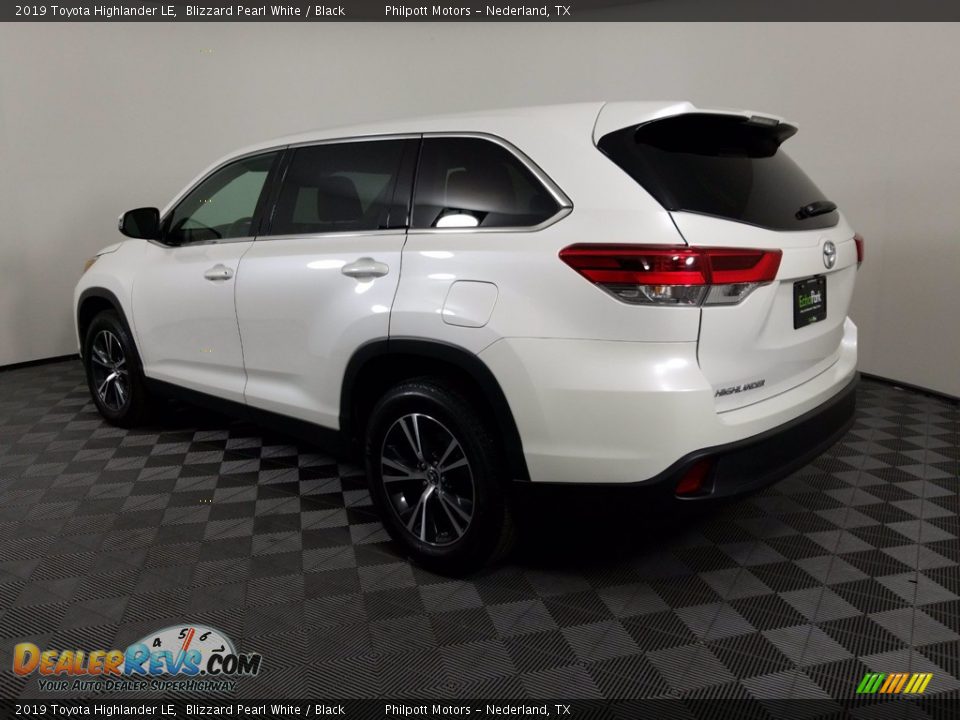 2019 Toyota Highlander LE Blizzard Pearl White / Black Photo #5