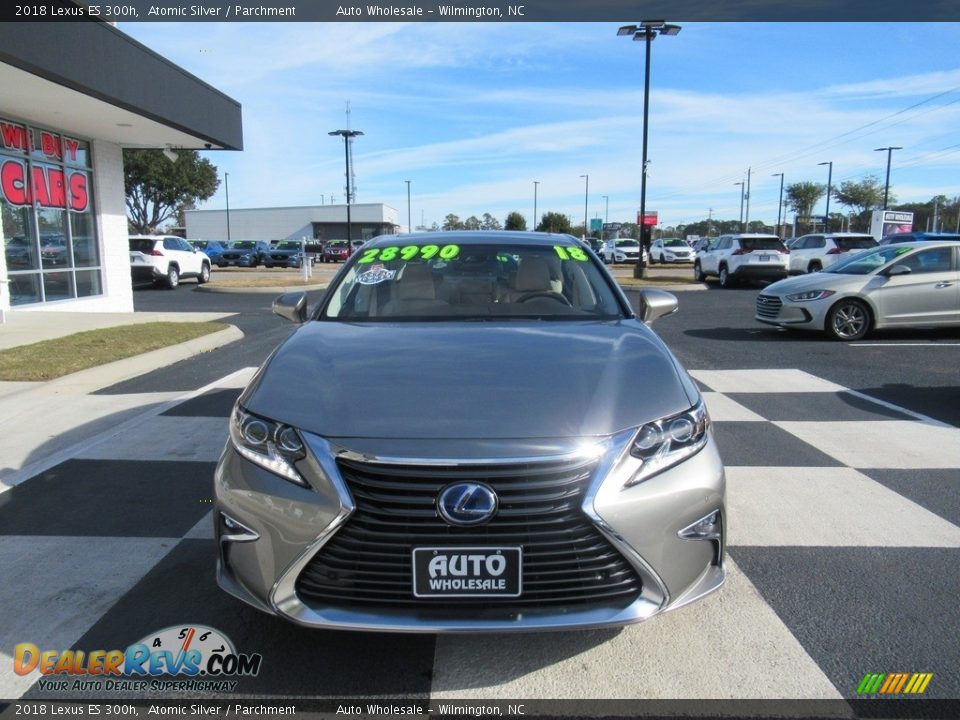 2018 Lexus ES 300h Atomic Silver / Parchment Photo #2