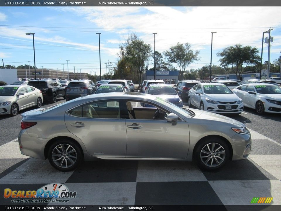 2018 Lexus ES 300h Atomic Silver / Parchment Photo #3