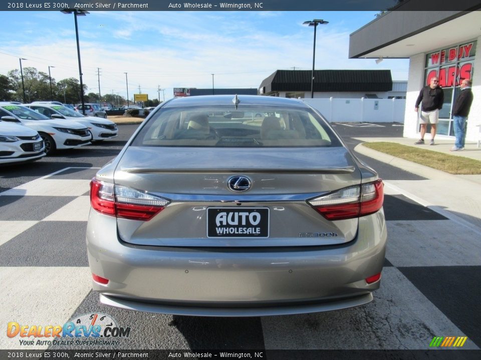 2018 Lexus ES 300h Atomic Silver / Parchment Photo #4