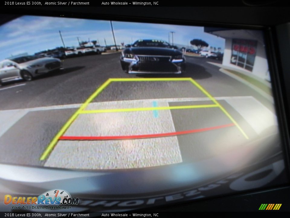 2018 Lexus ES 300h Atomic Silver / Parchment Photo #18