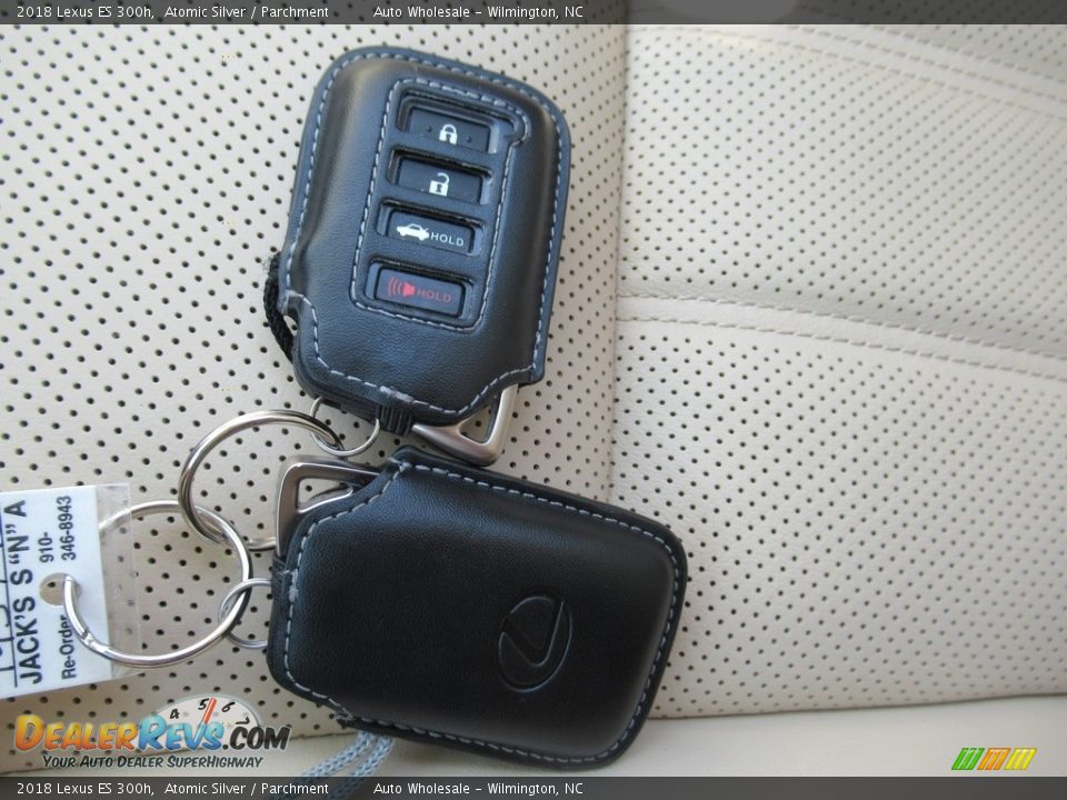 2018 Lexus ES 300h Atomic Silver / Parchment Photo #20