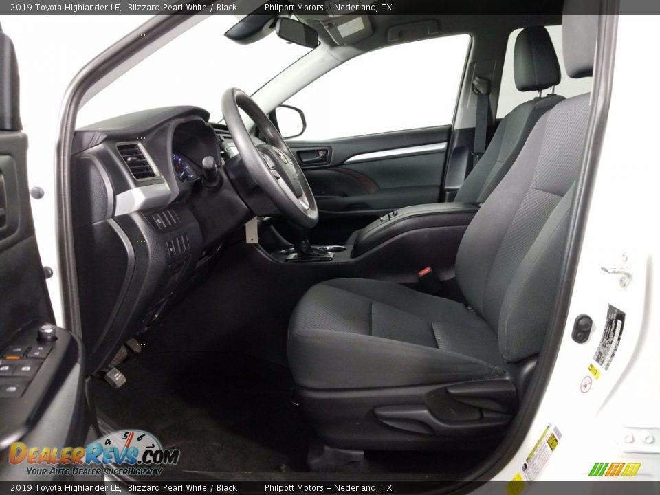 2019 Toyota Highlander LE Blizzard Pearl White / Black Photo #29