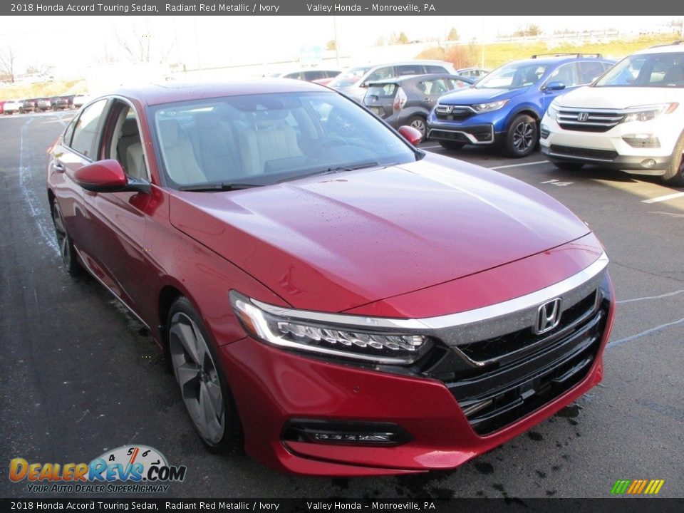 2018 Honda Accord Touring Sedan Radiant Red Metallic / Ivory Photo #7