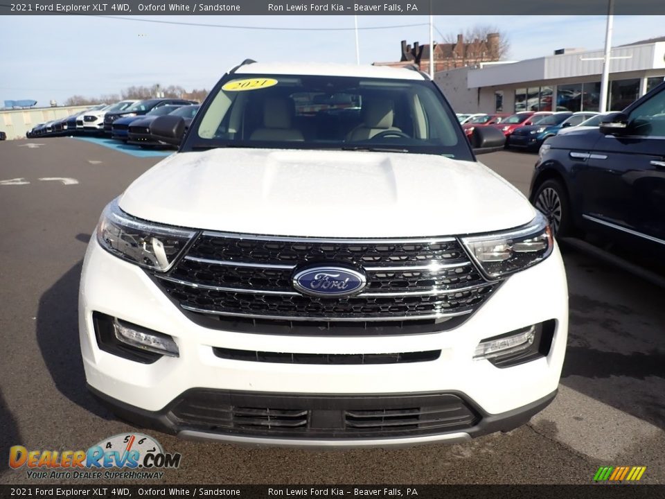 2021 Ford Explorer XLT 4WD Oxford White / Sandstone Photo #4