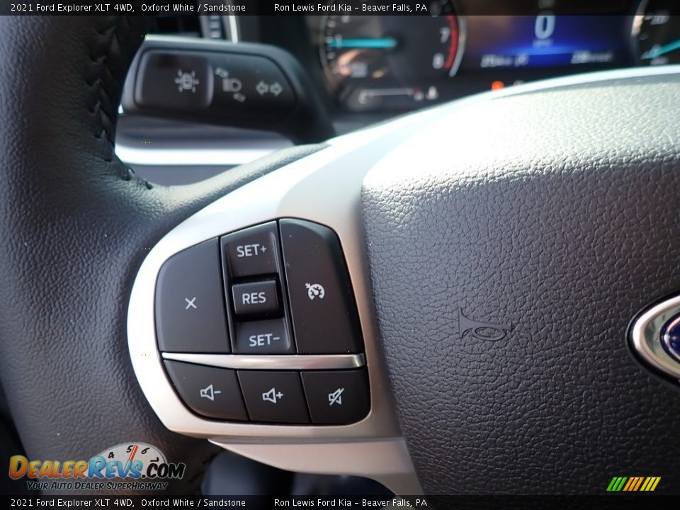 2021 Ford Explorer XLT 4WD Oxford White / Sandstone Photo #17