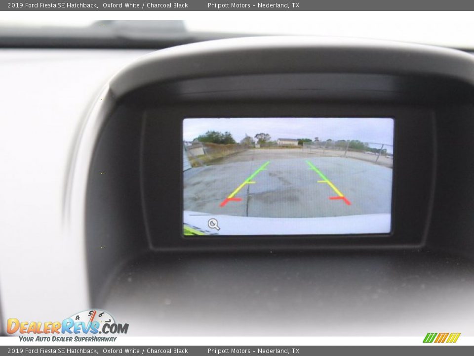 2019 Ford Fiesta SE Hatchback Oxford White / Charcoal Black Photo #18