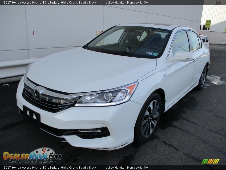 2017 Honda Accord Hybrid EX-L Sedan White Orchid Pearl / Black Photo #10