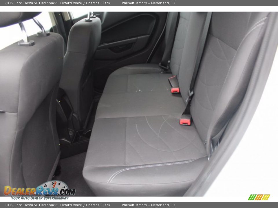 2019 Ford Fiesta SE Hatchback Oxford White / Charcoal Black Photo #20