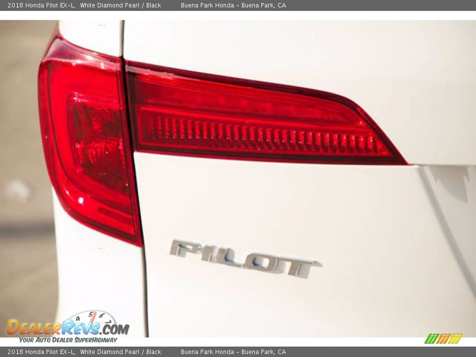 2018 Honda Pilot EX-L White Diamond Pearl / Black Photo #10