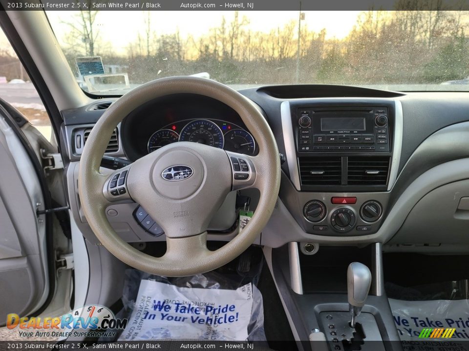 2013 Subaru Forester 2.5 X Satin White Pearl / Black Photo #11