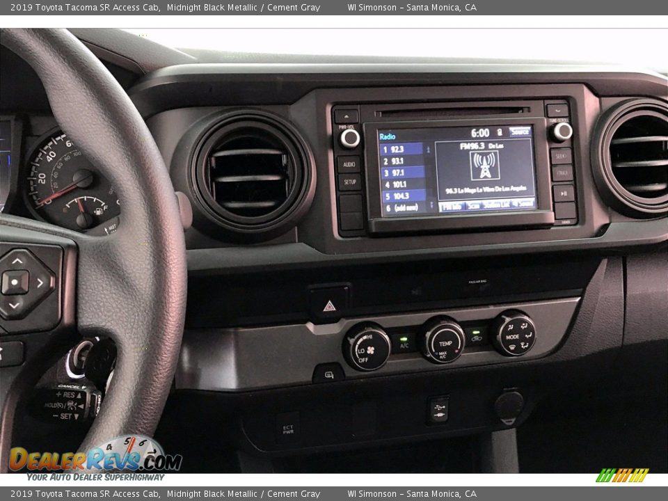 Controls of 2019 Toyota Tacoma SR Access Cab Photo #5