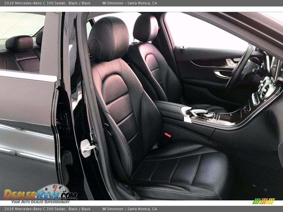 Front Seat of 2016 Mercedes-Benz C 300 Sedan Photo #6