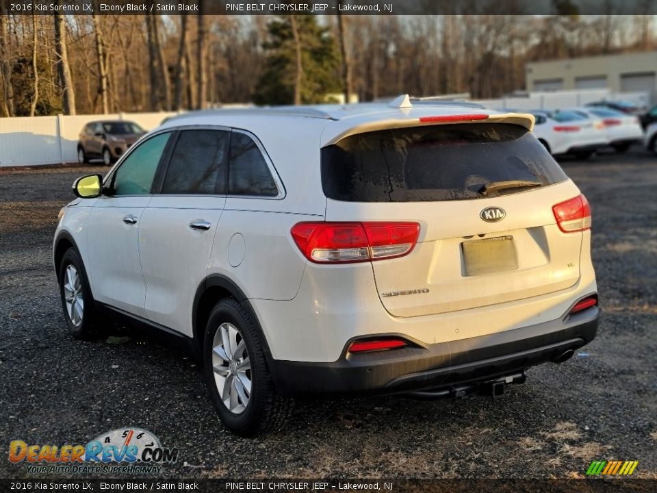 2016 Kia Sorento LX Ebony Black / Satin Black Photo #4