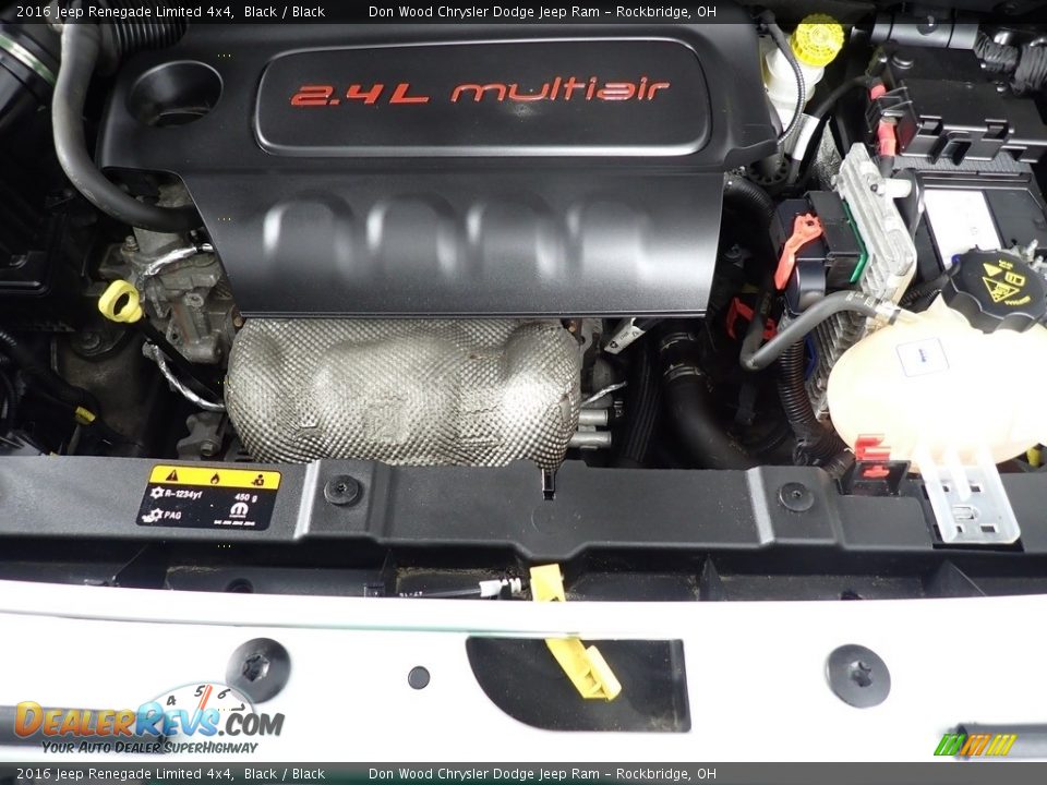 2016 Jeep Renegade Limited 4x4 Black / Black Photo #7