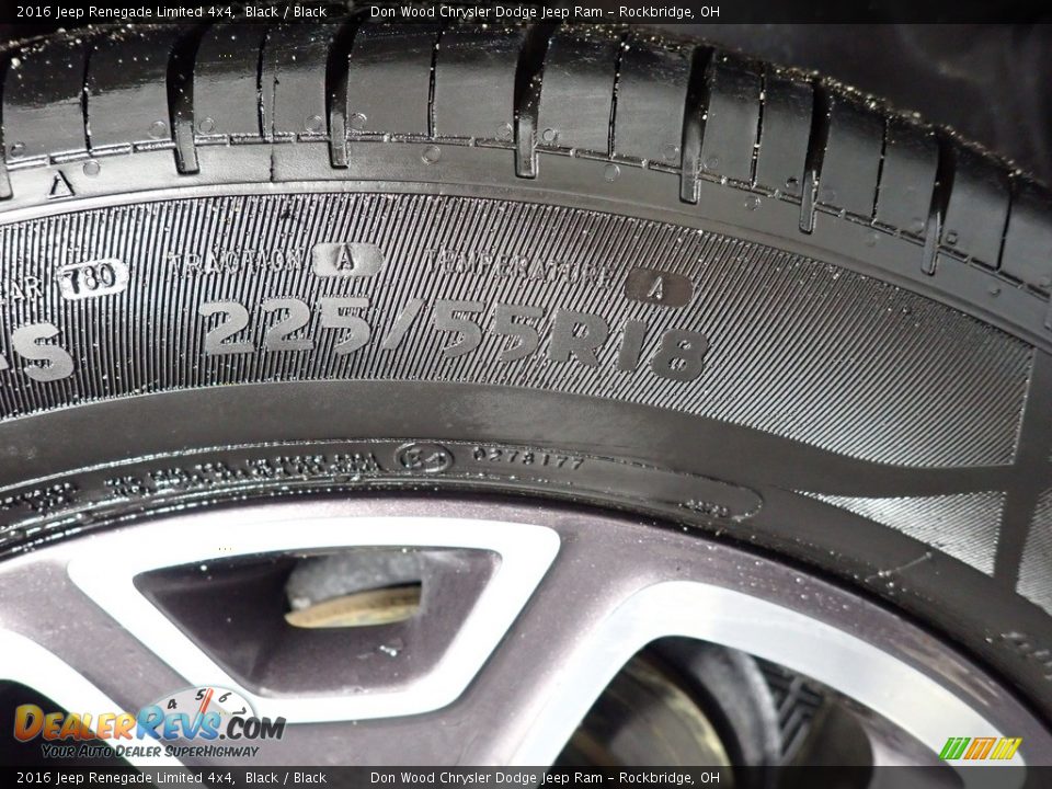2016 Jeep Renegade Limited 4x4 Black / Black Photo #18