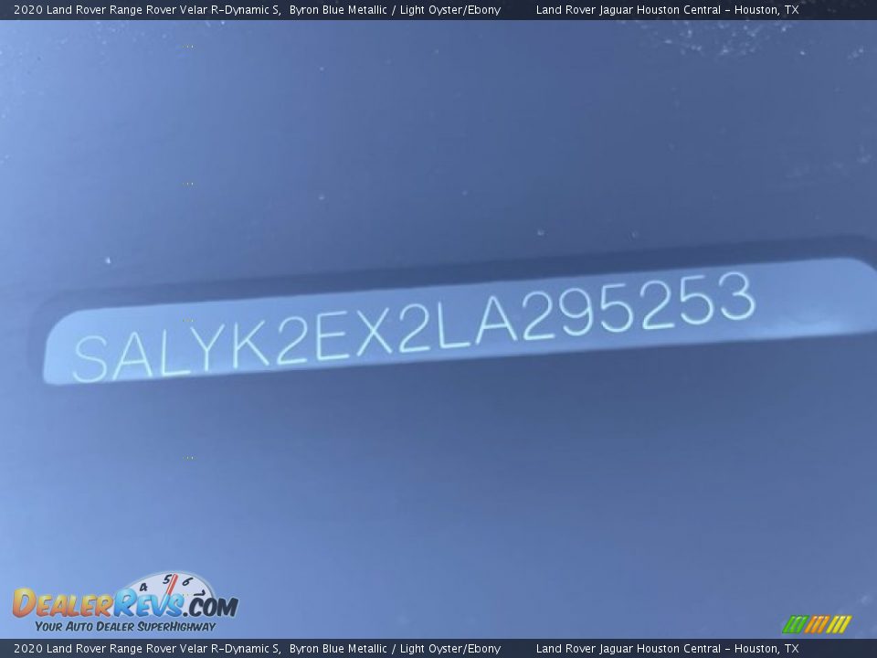 2020 Land Rover Range Rover Velar R-Dynamic S Byron Blue Metallic / Light Oyster/Ebony Photo #31