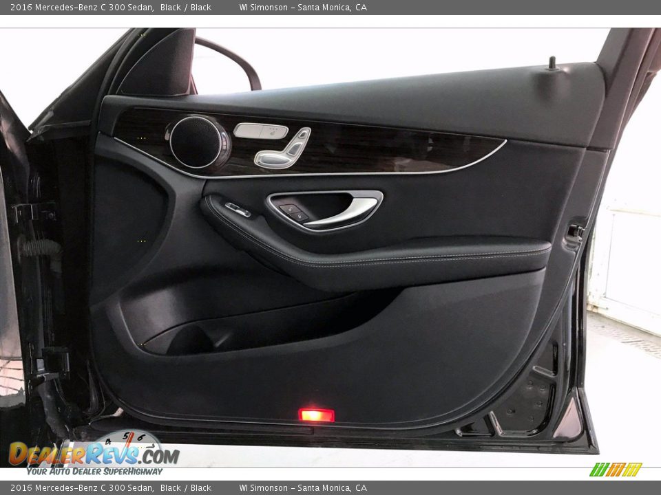 Door Panel of 2016 Mercedes-Benz C 300 Sedan Photo #30