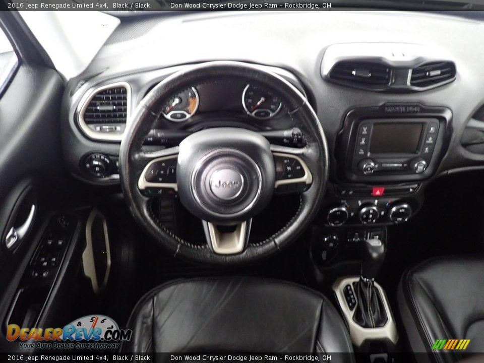 2016 Jeep Renegade Limited 4x4 Black / Black Photo #35