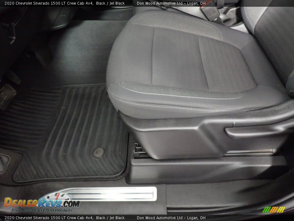 2020 Chevrolet Silverado 1500 LT Crew Cab 4x4 Black / Jet Black Photo #21